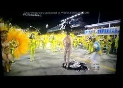 Caiu na net Ju Isen loiraça peituda no carnaval de São Paulo 2016
