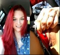 Video Lilly ruivinha sapeca de 18 aninhos mostrou buceta no carro